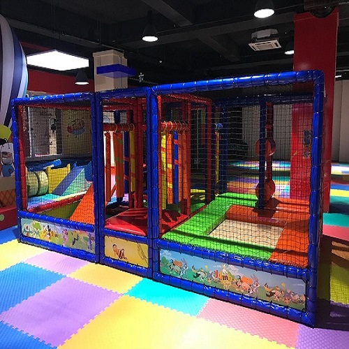 Trambolinli Top Havuzu 500×300 KD-393